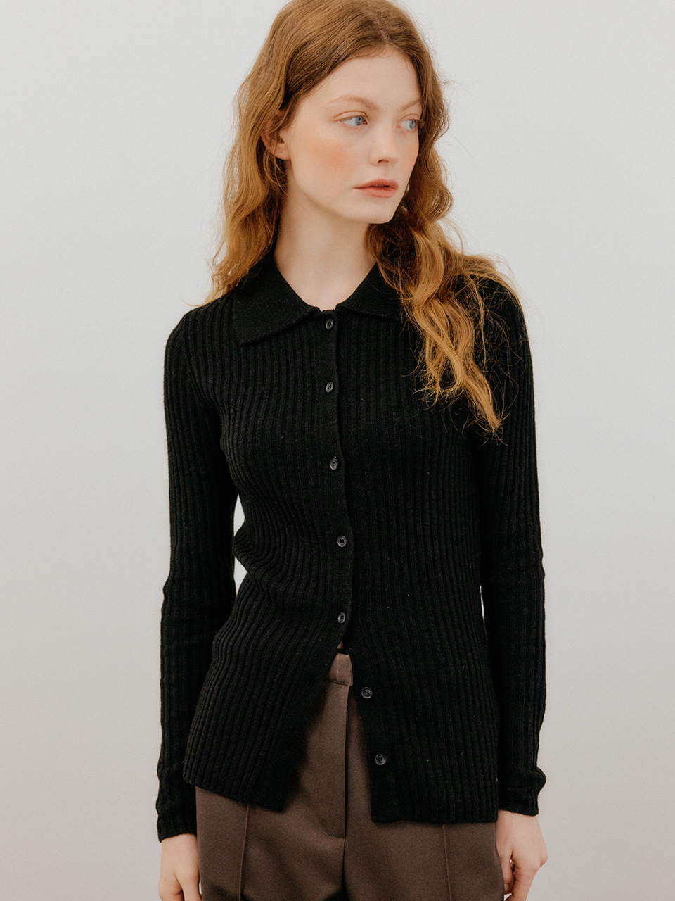 monts 1546 slim button-up knit cardigan (black)
