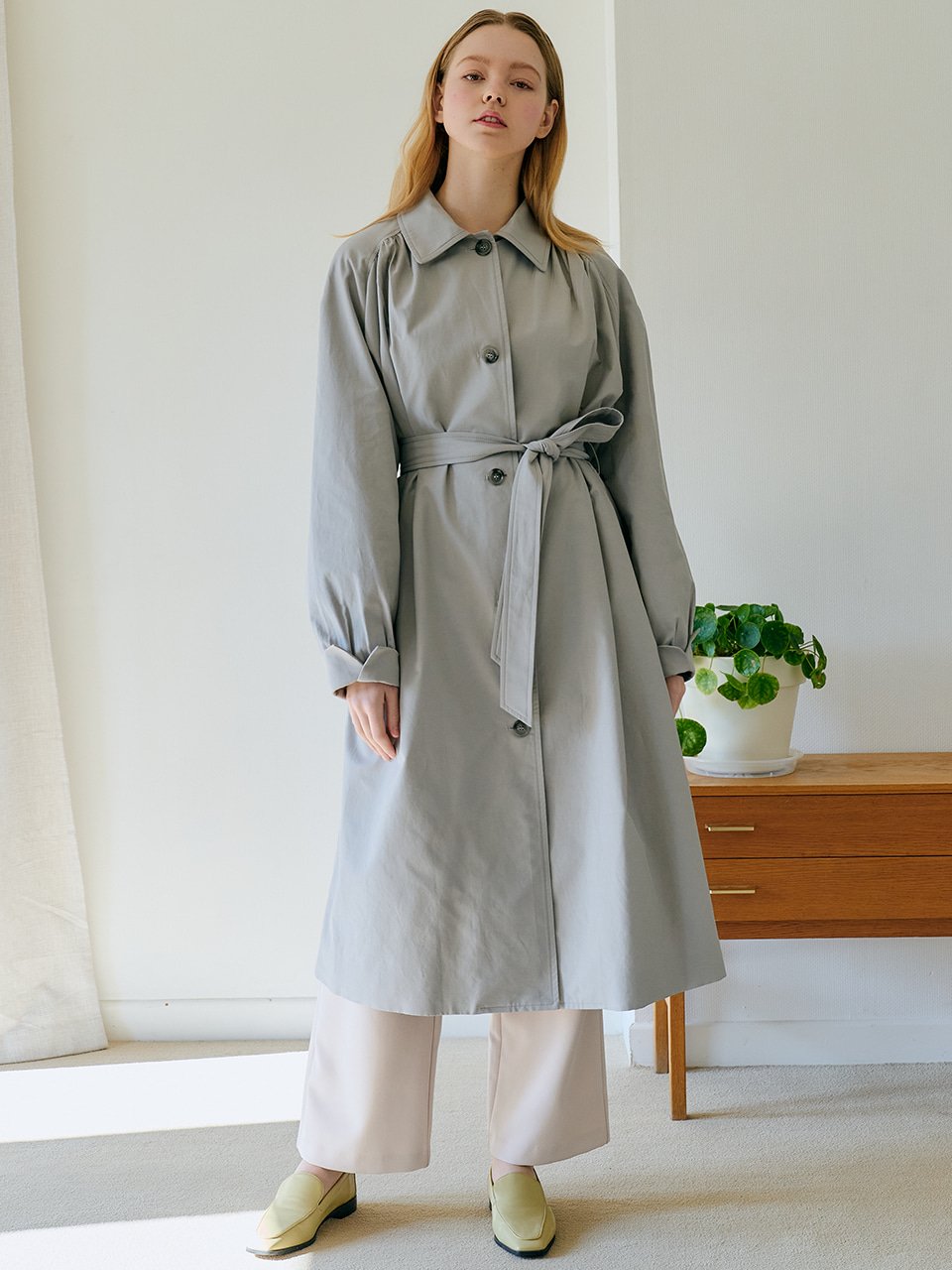 monts 1456 shirring long trench coat (gray)