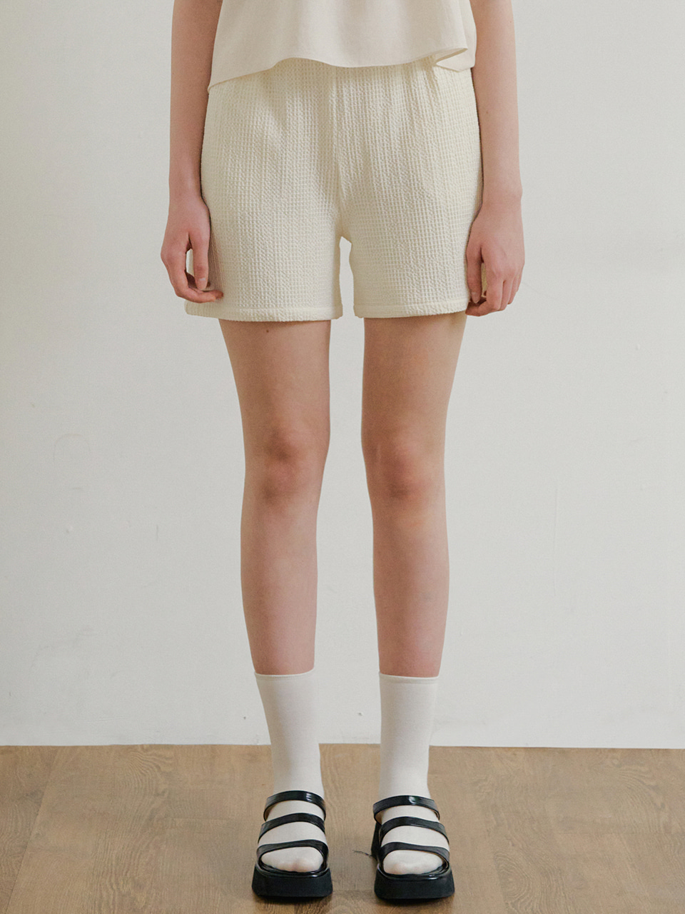 monts 1488 wavy banding shorts (cream)